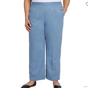 Alfred Dunner NWOT Peace Of Mind Womens Straight Pull-On Pants Size 16